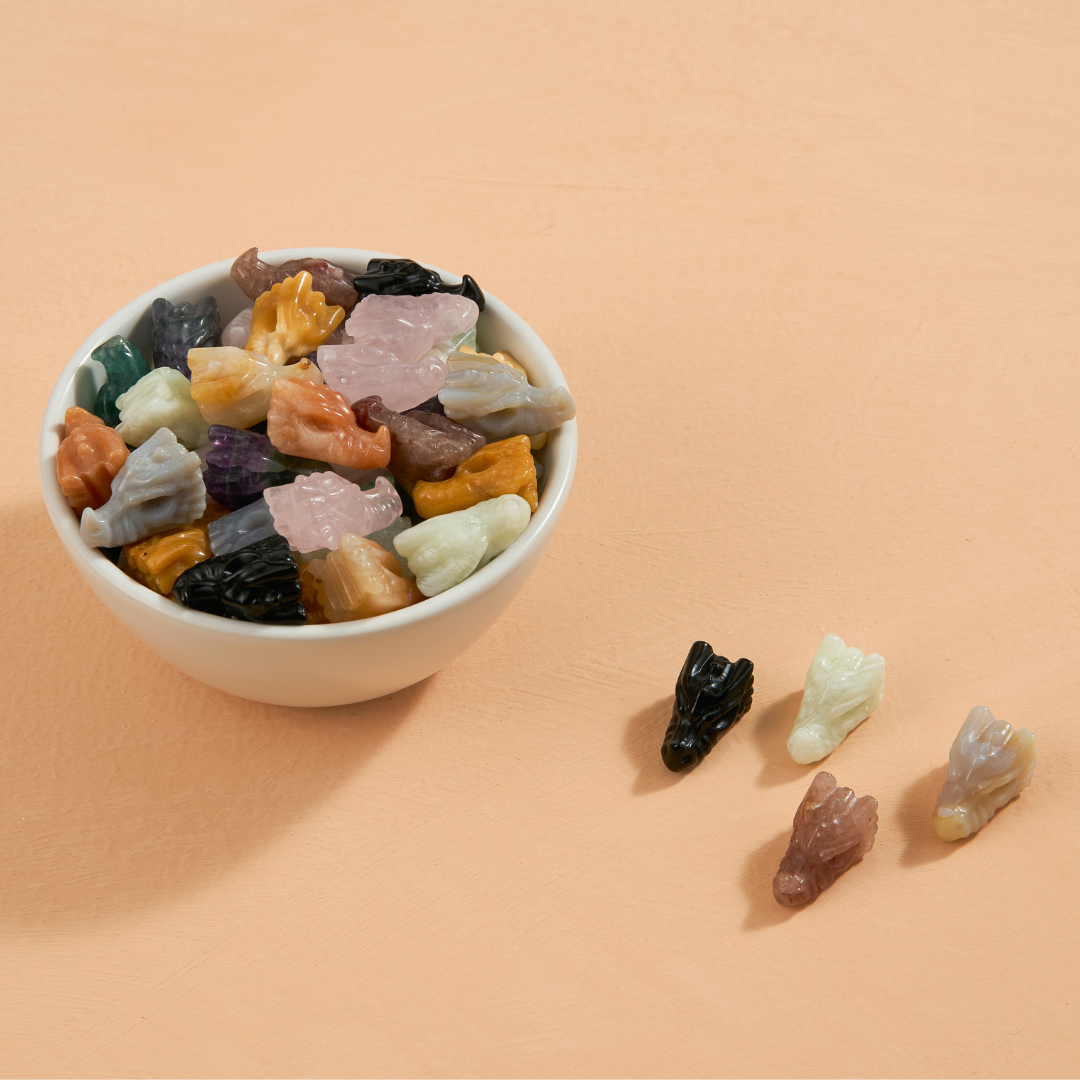 Assorted Carved Mini Crystal Dragons ā 24 pcs š²