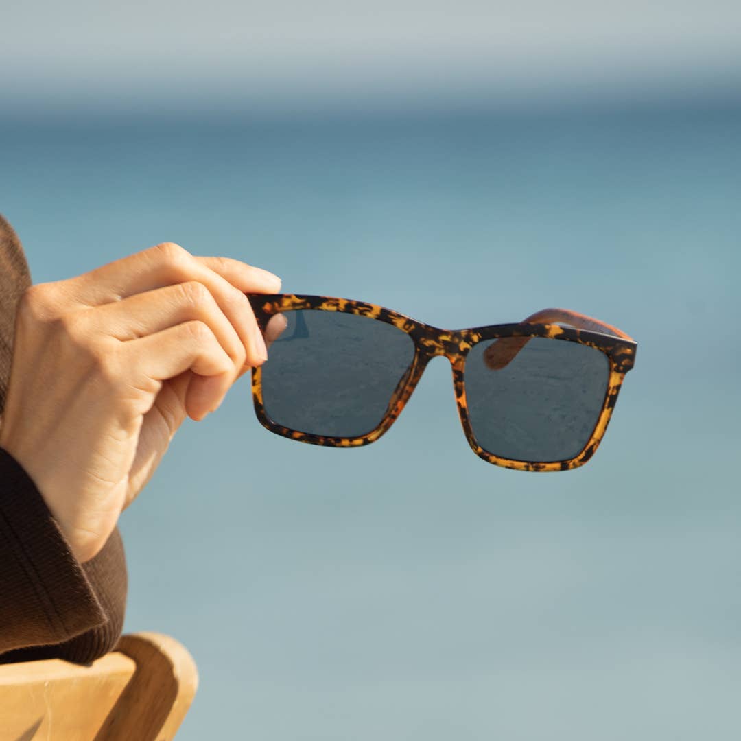 BP19991 - Koa - Tortoise / Walnut Wood / Smoke Polarized