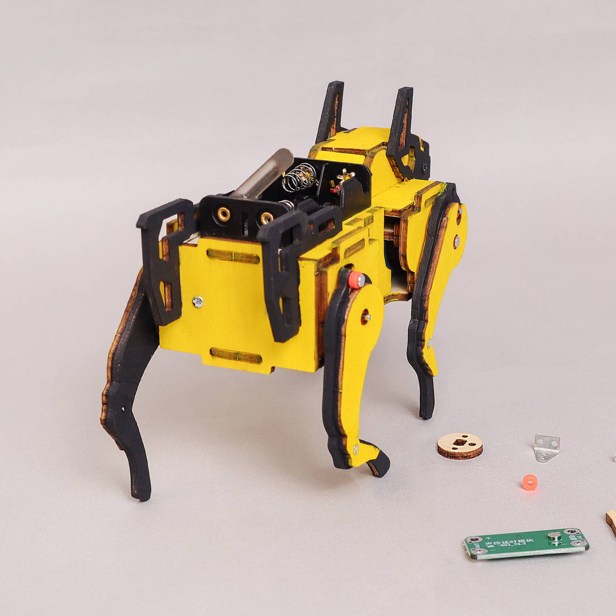 Robot Dog STEM Kit – Sound-Activated DIY Toy