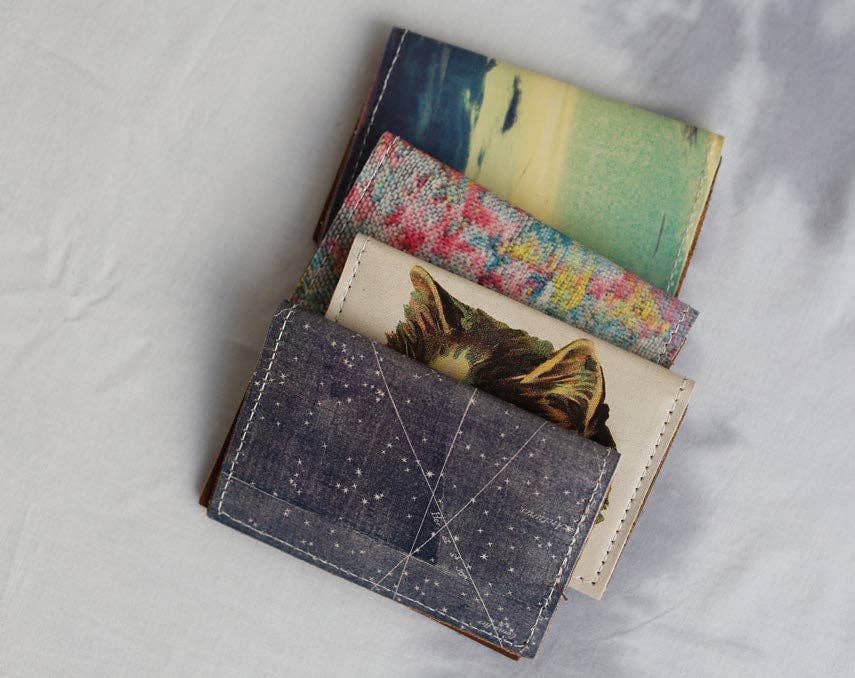 Cats - Leather Spectrum Vert Cardholder Wallet