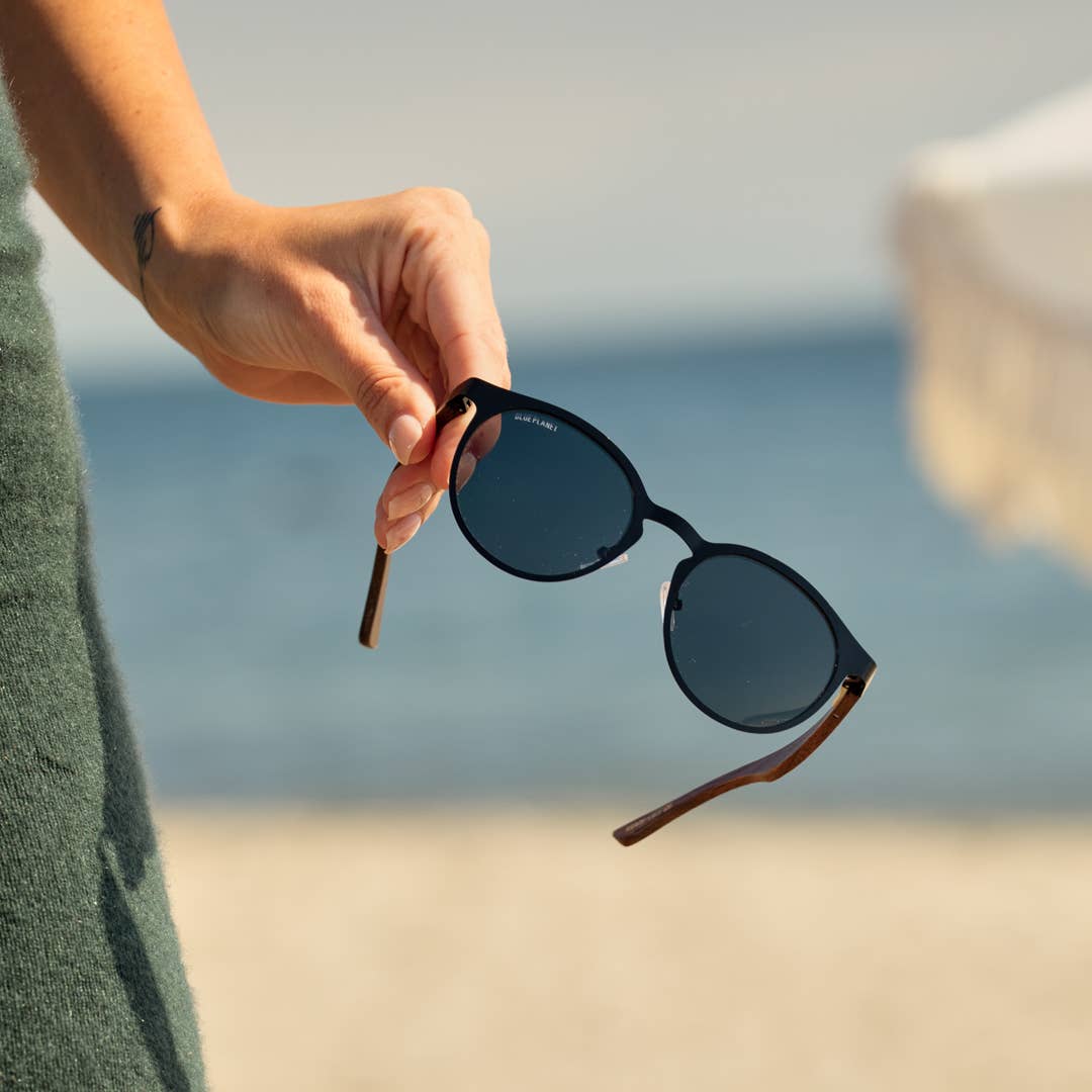 BP10271 - Aren - Matte Onyx / Walnut Wood / Smoke Polarized