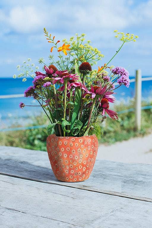 Small Strawberry Planter-5"D