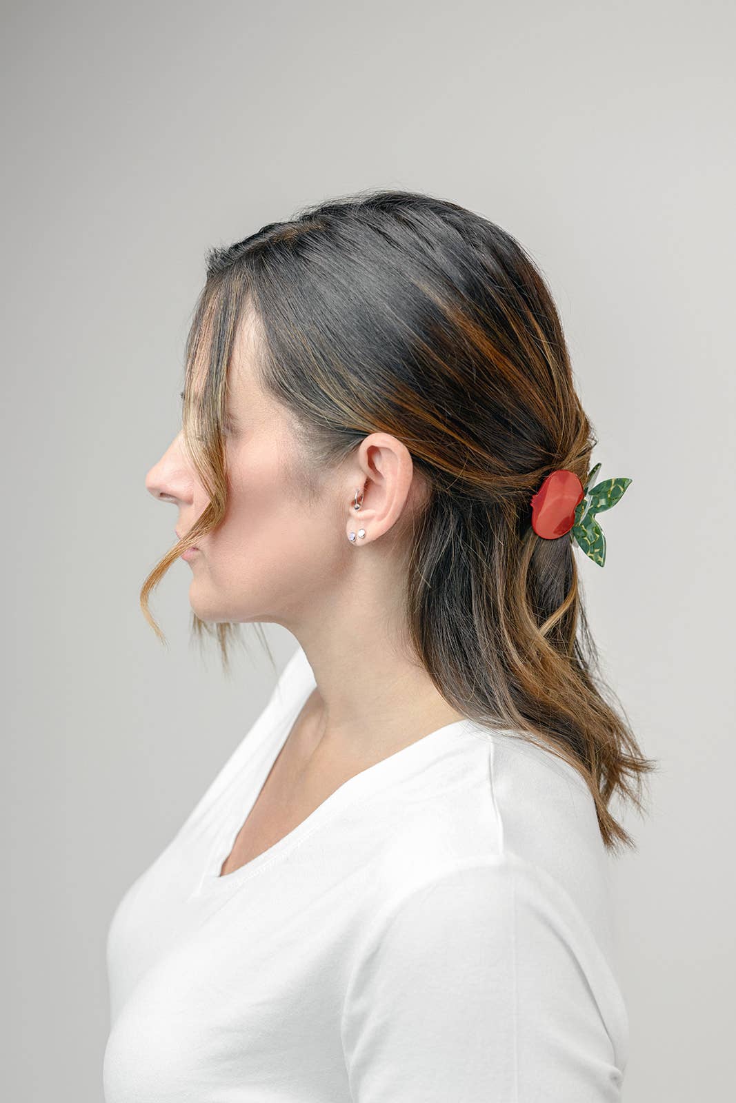 Pomegranate Claw - Red Fruit Hair Clip Butterfly Handle