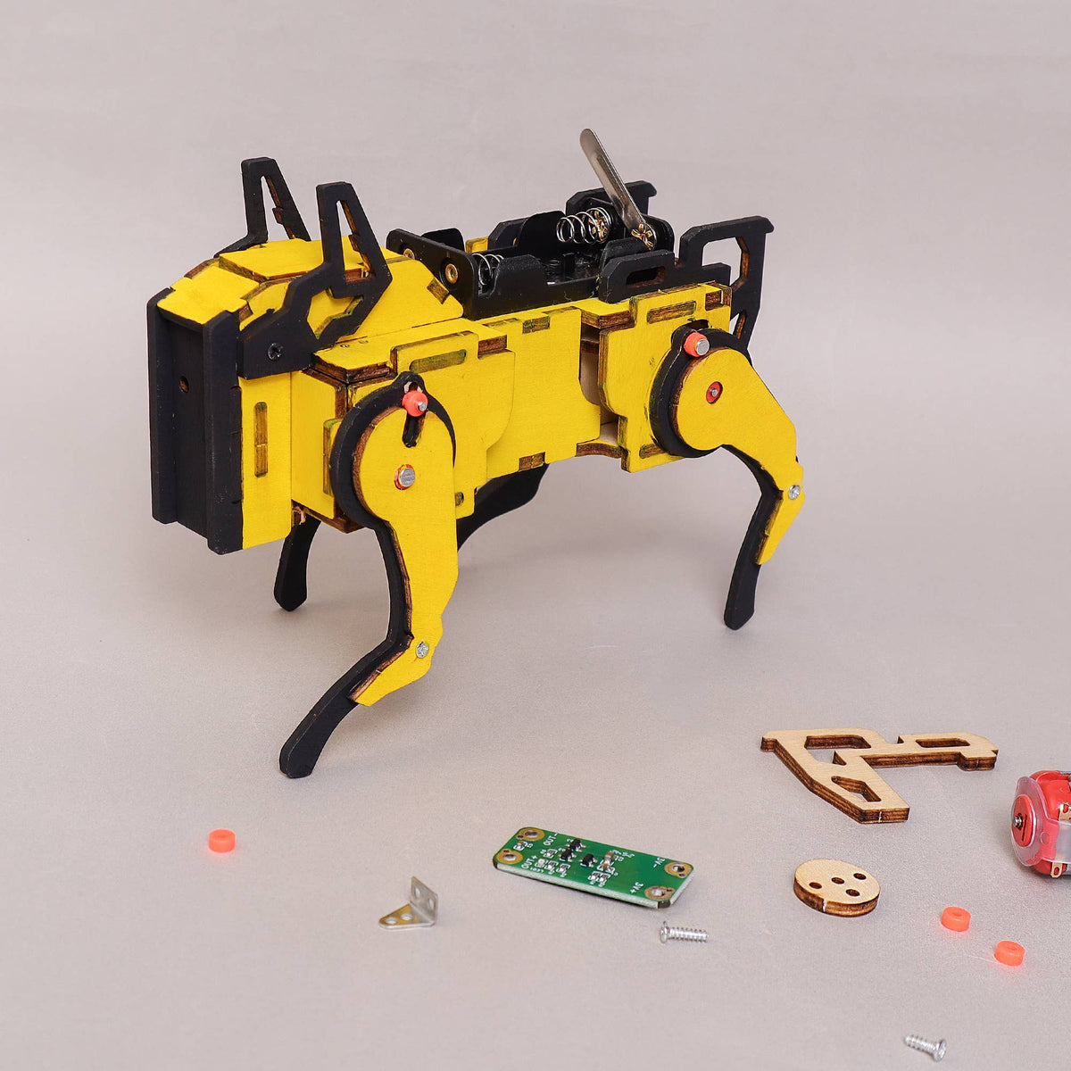 Robot Dog STEM Kit – Sound-Activated DIY Toy