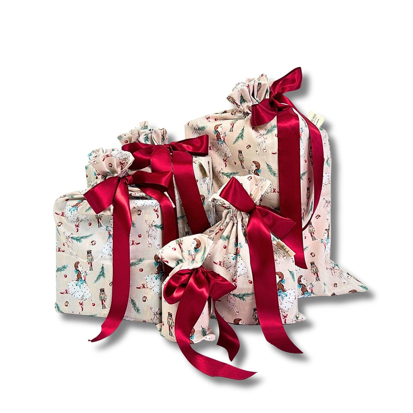 Nutcracker Clara Tanzt (Reusable Gift Bag Set)