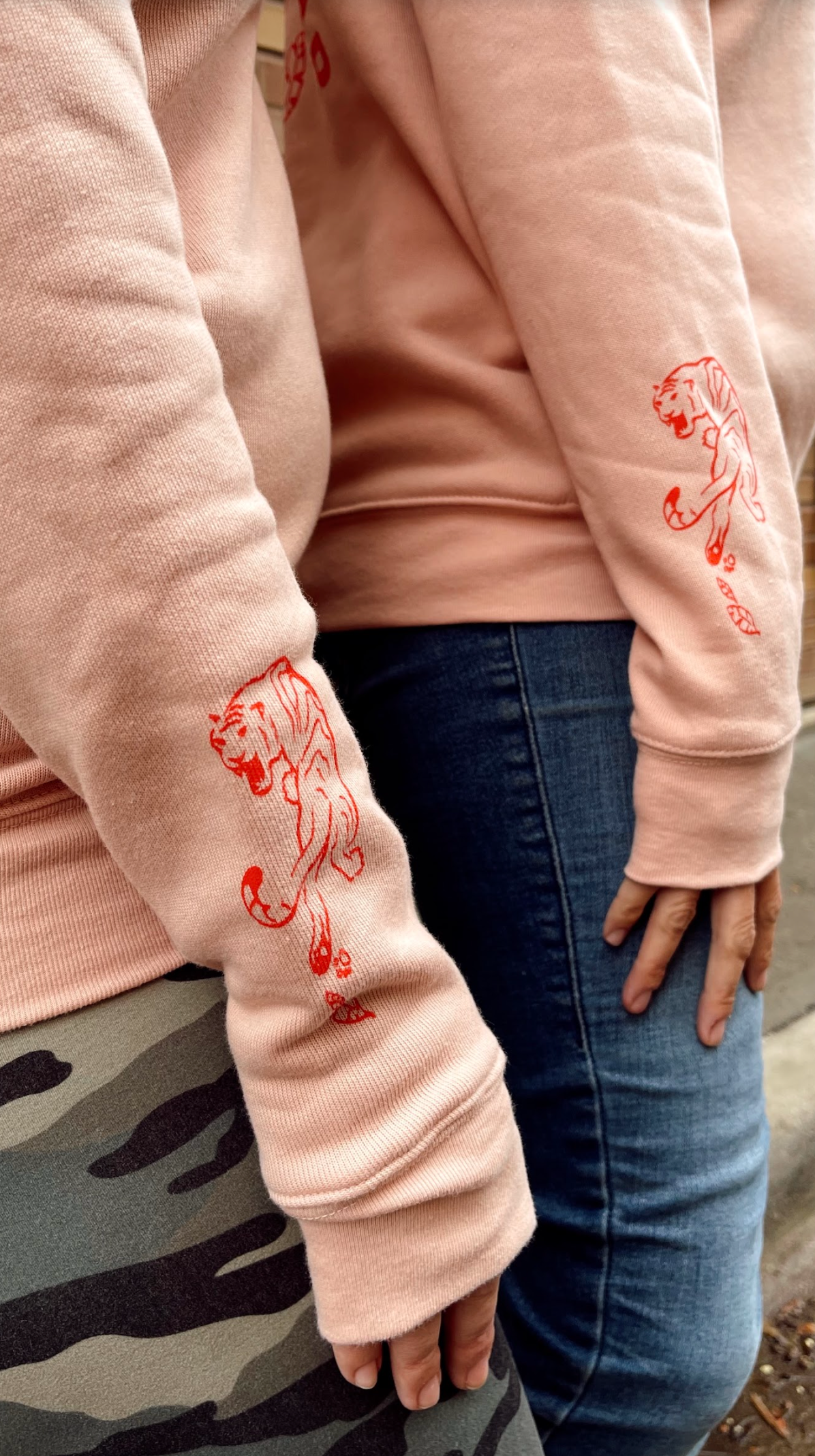 I am woman Hear Me Roar Graphic Sweatshirt