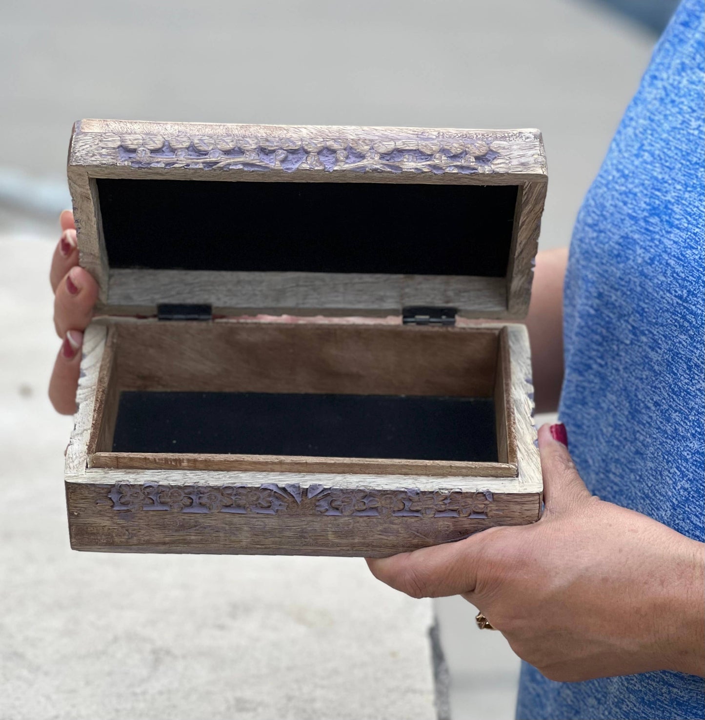 Hand Carved Lotus Wooden Box Keepsake Jewelry Watch Storage: Natural