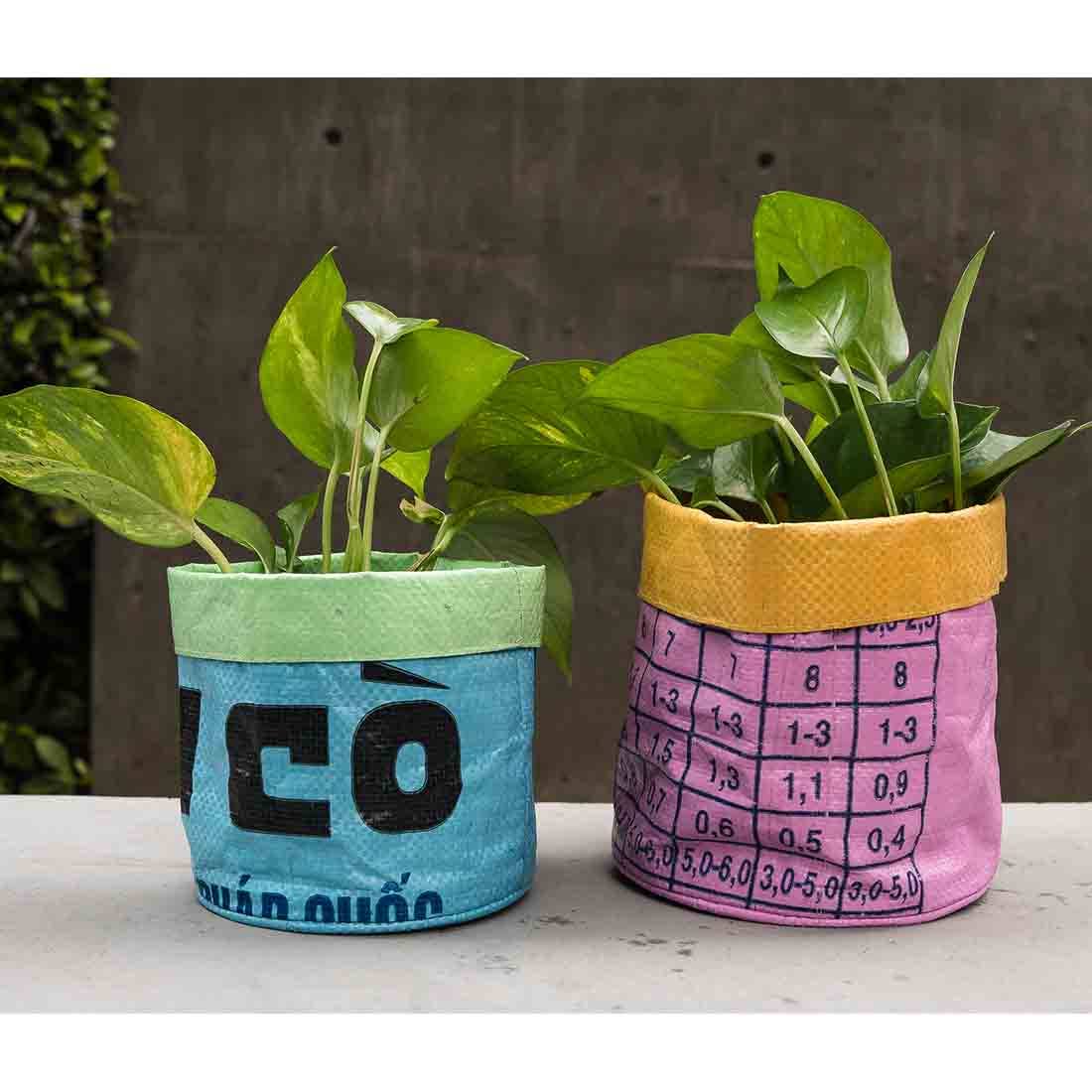 Medium Recycled Planter: Blue-White