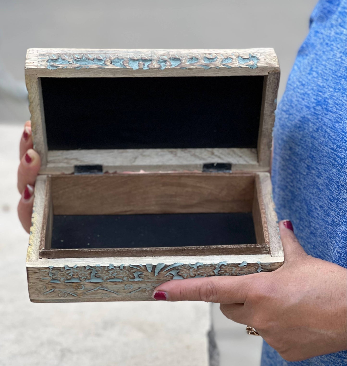 Hand Carved Lotus Wooden Box Keepsake Jewelry Watch Storage: Natural