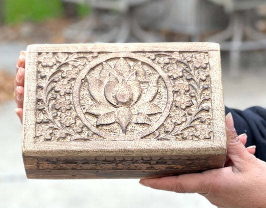 Hand Carved Lotus Wooden Box Keepsake Jewelry Watch Storage: Natural