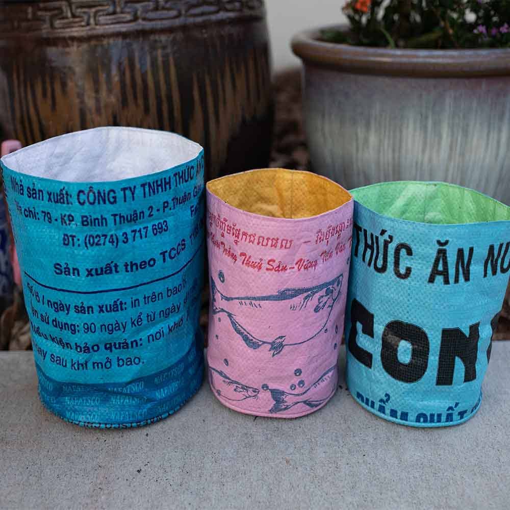 Medium Recycled Planter: Blue-White